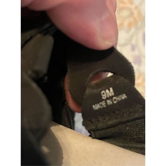 Jambu Romance Black Leather Memory Foam Wedge Sandals Size 9 - Picture 10 of 11